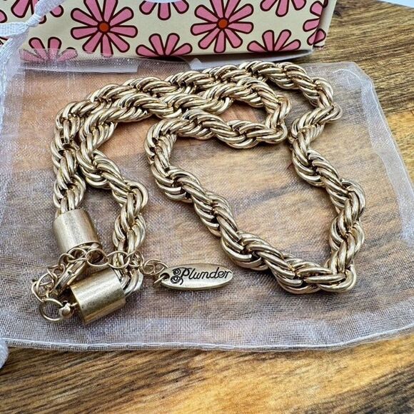 Plunder Design Trendy Fashion Jewelry Chicago Thick Twisted Gold Chain Necklace - Picture 2 of 5